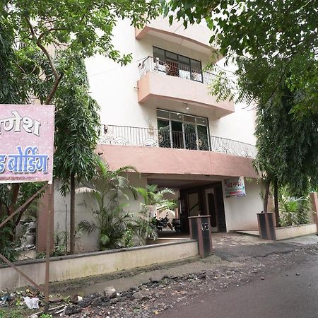 Hotel Sai Ganesh Lodging & Boarding By Wb Inn Titwala Luaran gambar